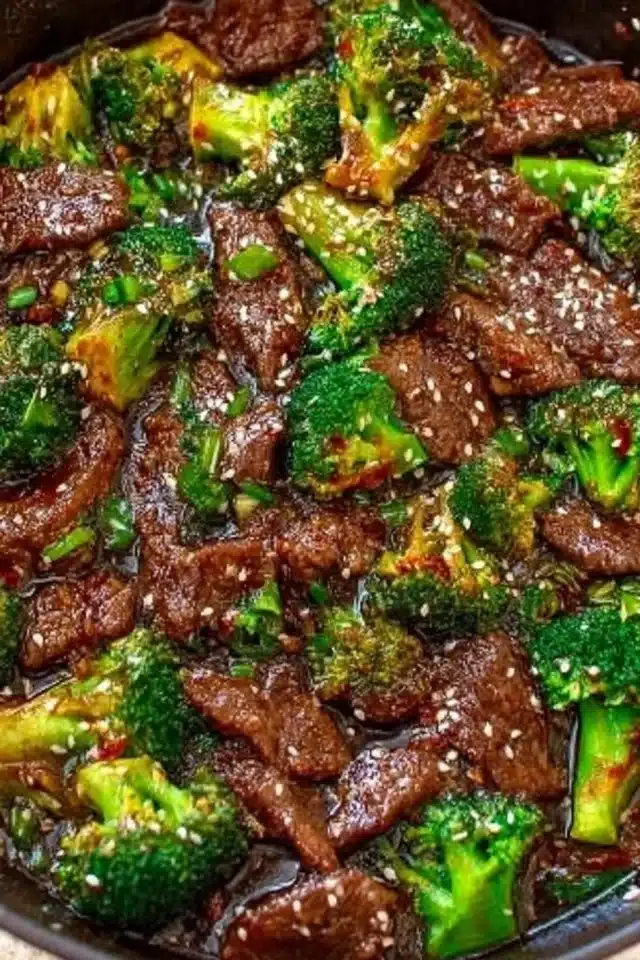 Easy Better-Than-Takeout Beef With Broccoli (One Pan) 2 Better-Than-Takeout Beef With Broccoli