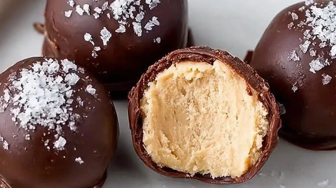 Healthy Peanut Butter Bites made with Greek yogurt for a tasty snack.