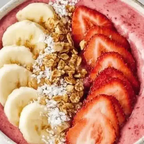 Strawberry Banana Smoothie Bowl with Creamy Yogurt and Fresh Toppings 3 strawberry banana smoothie bowl 2026 05 07 122843 1024x574 1