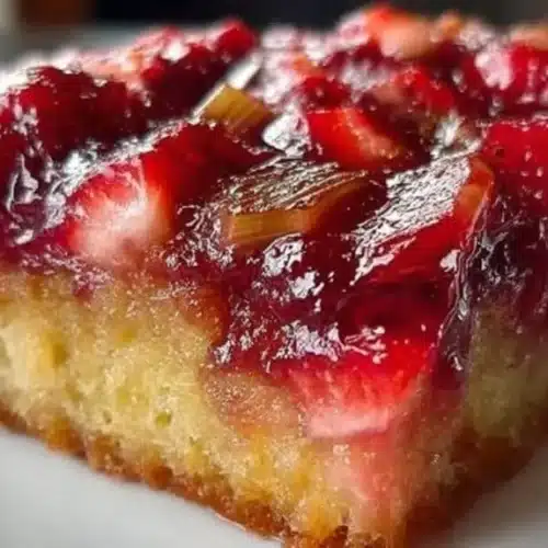 Strawberry Rhubarb Upside Down Cake for Easy Spring Baking 3 strawberry rhubarb upside down cake 2026 05 07 122855 1024x574 1